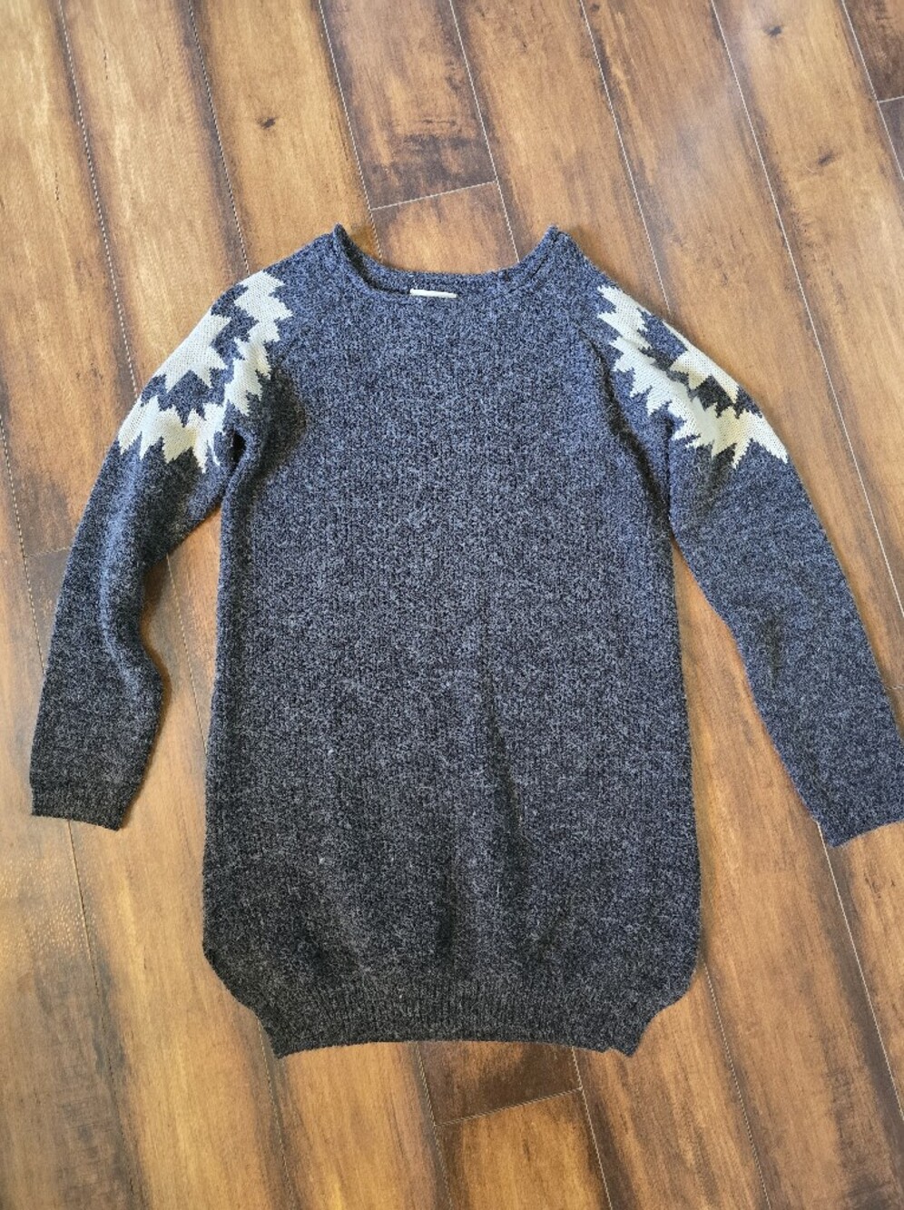 Gray Crewneck Sweater with Patterned Shoulders